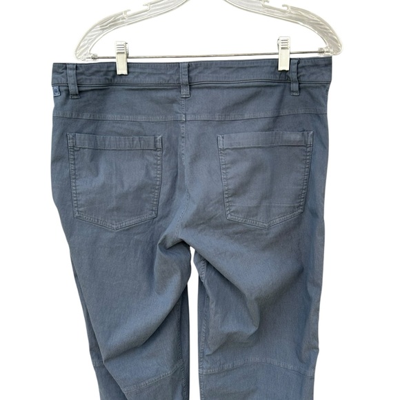 Lululemon ABC Utilitech Lightweight Pants - Size 34 x 29 - Picture 10 of 11